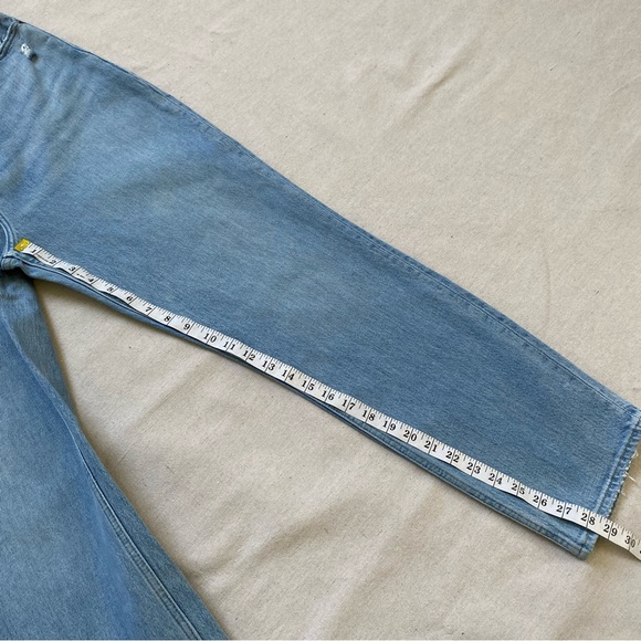 Abercrombie & Fitch The Dad High Rise Curve Love Jeans - Picture 11 of 15